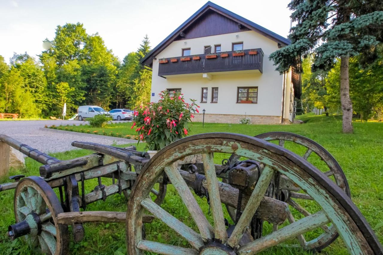 B&B Lady Of The Lake Jezerce Exterior foto